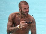 David Beckham khoe diện mạo mới sau tin đồn trải qua cuộc cấy ghép tóc bí mật-9