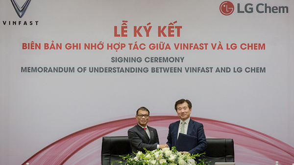 VinFast ‘bắt tay’ LG Chem sản xuất pin chuẩn quốc tế-1