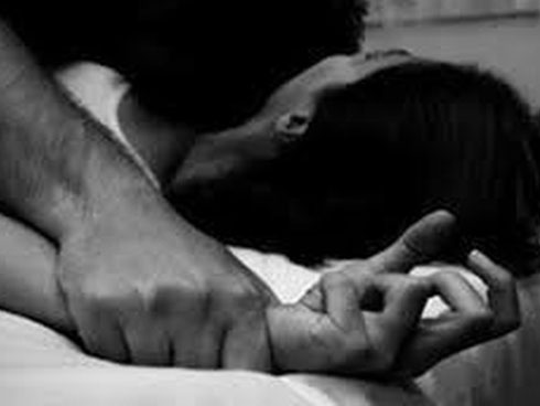 Vết trượt dài của yêu râu xanh hãm hiếp, sát hại bé gái 11 tuổi trong cơn phê ma túy-3