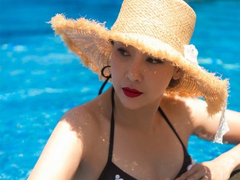 Thí sinh nhỏ tuổi nhất đăng quang hoa hậu không phải Trần Tiểu Vy mà là mỹ nhân xinh đẹp này!-5