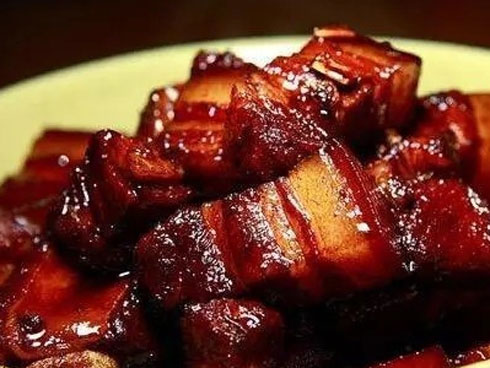 Tuyệt chiêu mới cho món thịt heo kho: Cho thêm 1 quả lê vào nồi chỉ 15 phút sau là có ngay món ăn ngon hơn cả mong đợi-2