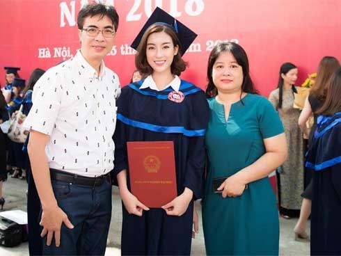 Trước khi trao lại vương miện, mẹ Đỗ Mỹ Linh chia sẻ bí mật 
