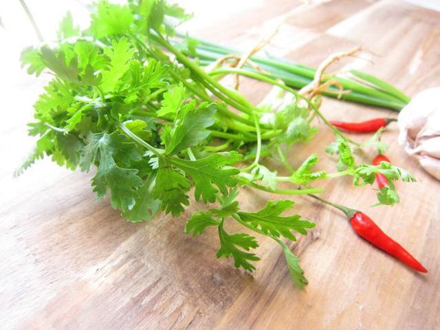 Những mẹo bếp núc cực hay của dân trong nghề khiến chị em thăng hạng nấu ăn-6