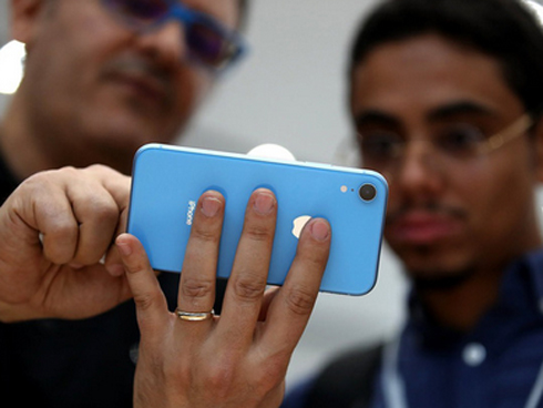 Chưa về VN, iPhone XS và XR xách tay đã loạn giá-3