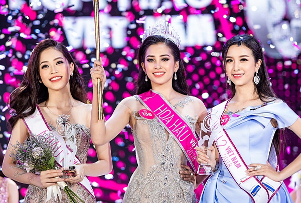 Nhan sắc tân hoa hậu Trần Tiểu Vy rực rỡ là thế nhưng vẫn đôi phần lép vé nếu so với Á hậu 1 Bùi Phương Nga-2