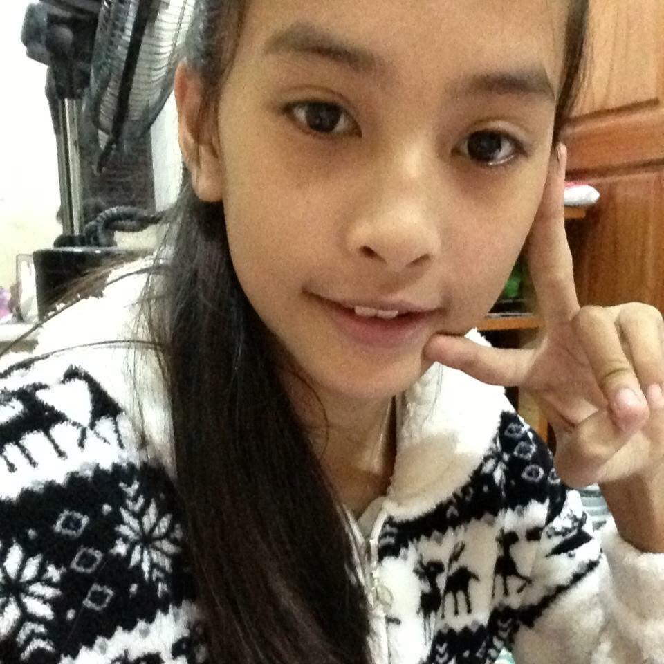 Loạt ảnh ngố tàu, đáng yêu ngày bé của Hoa hậu Việt Nam 2018-7