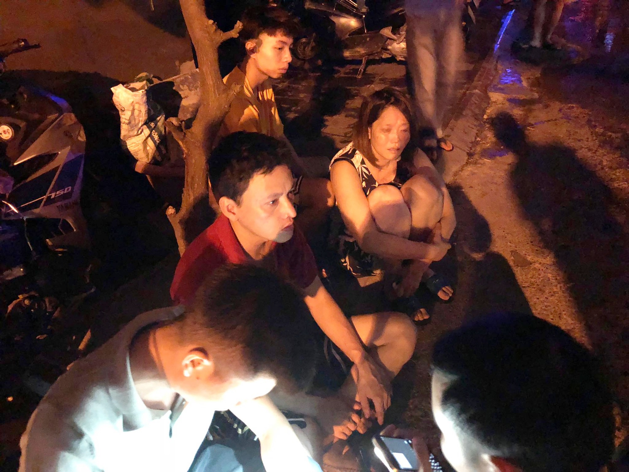 Cháy cực lớn khu trọ tại dốc BV Nhi Trung ương, hàng trăm người hoảng loạn-9