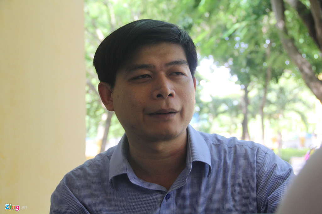 Hiệu trưởng: Hoa hậu Tiểu Vy học trung bình khá nhưng chăm ngoan-4