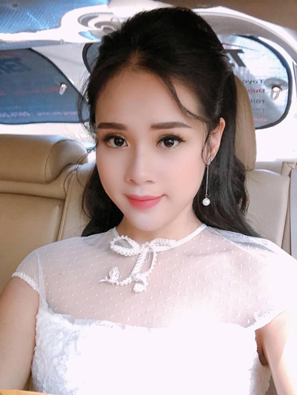 Bạn gái cầu thủ U23 bị ném đá vì ứng xử thiếu chuyên nghiệp-11