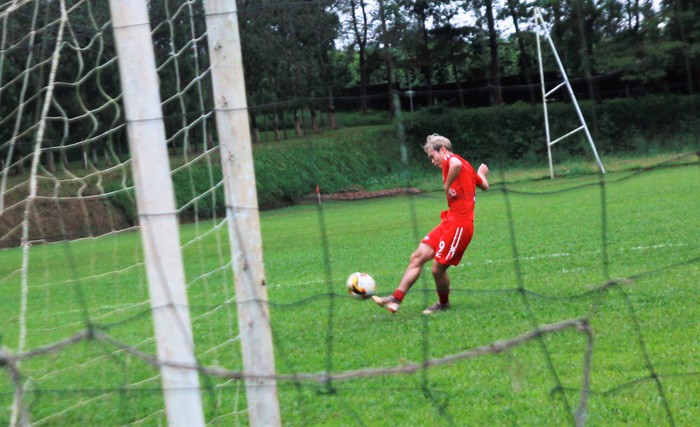Văn Thanh đau nhẹ, Văn Toàn miệt mài tập sút penalty trước trận gặp Hà Nội-7
