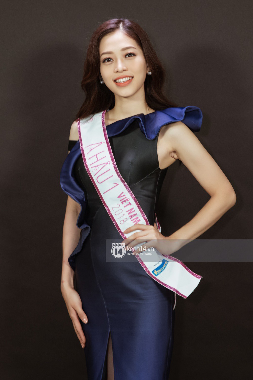 Ngắm cận vẻ đẹp của Top 3 Hoa hậu Việt Nam 2018: Mỹ nhân 2000 được khen sắc sảo, 2 nàng Á mười phân vẹn mười-9