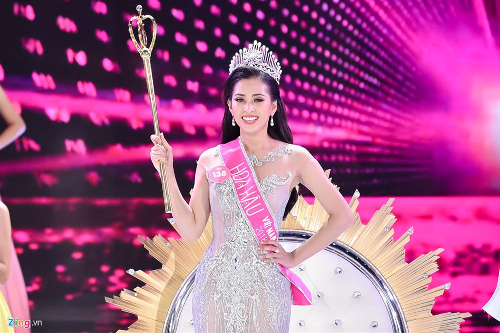 4 người đẹp đăng quang Hoa hậu Việt Nam ở tuổi 18-1