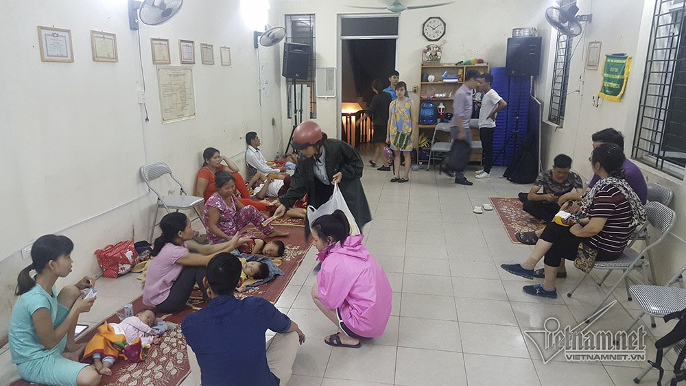 Biển lửa thiêu rụi nhà trọ ông Hiệp khùng, 70 người thành vô gia cư-6