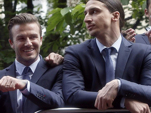 Zlatan Ibrahimovic sắp quay trở lại Old Trafford để giải cứu Mourinho?-3