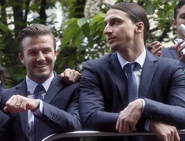 Beckham chúc mừng Ibrahimovic nhưng không quên đá xoáy đúng kiểu bạn thân-2