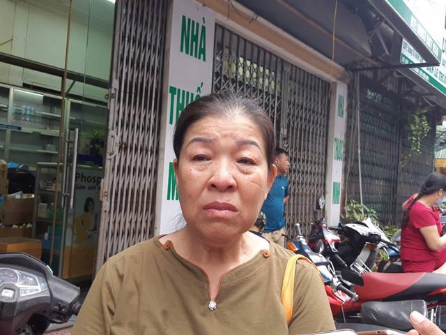 Vụ cháy lớn gần viện Nhi: Xót xa cảnh bà 60 tuổi, ôm cháu mắc ung thư ngủ vỉa hè-1