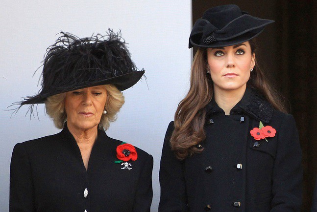 Hé lộ cuộc khẩu chiến nảy lửa giữa Công nương Kate và bà Camilla, khiến nàng dâu hoàng gia nặng lời nguyền rủa mẹ chồng-1