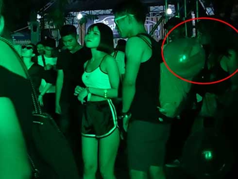 Sao Việt bất chấp sử dụng bóng cười: Người âm thầm trong bar, người công khai tập thể-6