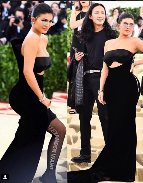 Loạt ảnh siêu gợi cảm của nữ Tỷ phú showbiz-13