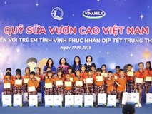 66.000 ly sữa cho trẻ em Vĩnh Phúc dịp Trung thu 66.000 ly sữa cho trẻ em Vĩnh Phúc dịp Trung thu