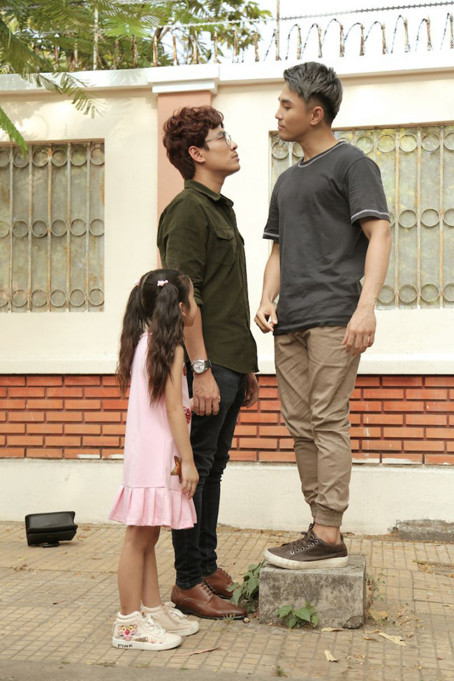 An Nguy vẫn đơ và dở, Kiều Minh Tuấn diễn còn nhạt hơn ông chú đạp xích lô trong Chú Ơi Đừng Lấy Mẹ Con-5