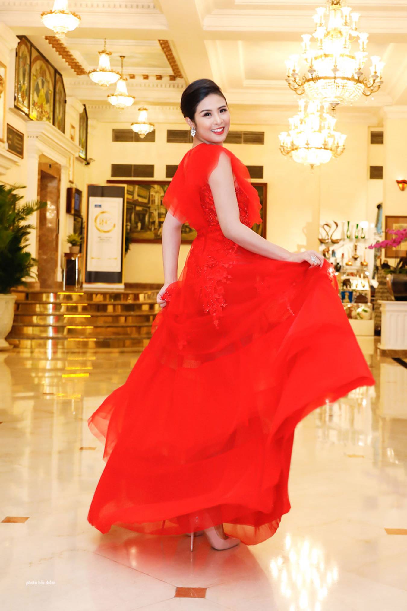 Hoa hậu Đỗ Mỹ Linh tái xuất gợi cảm sau khi trao lại vương miện-7