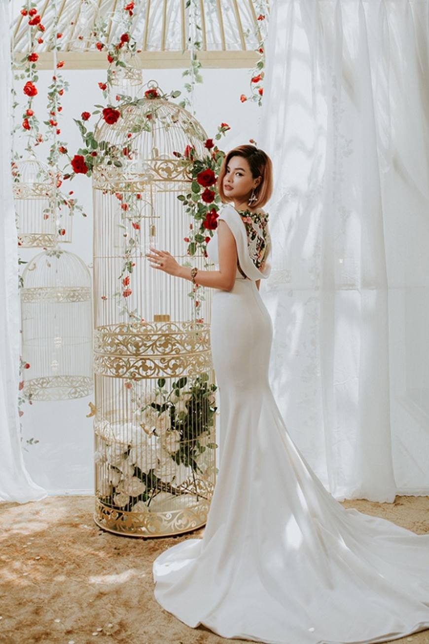 Trầm trồ trước sắc vóc gợi cảm của gái một con Vũ Thu Phương-11