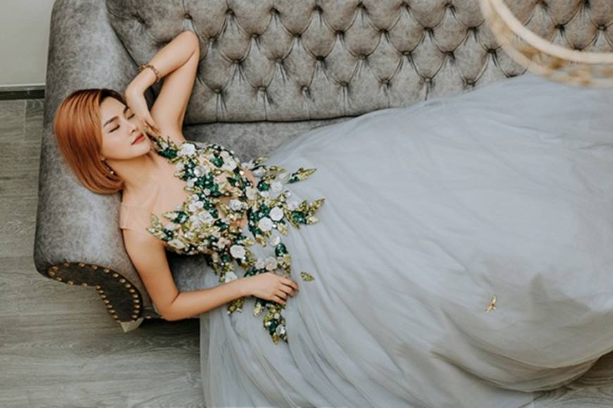 Trầm trồ trước sắc vóc gợi cảm của gái một con Vũ Thu Phương-6