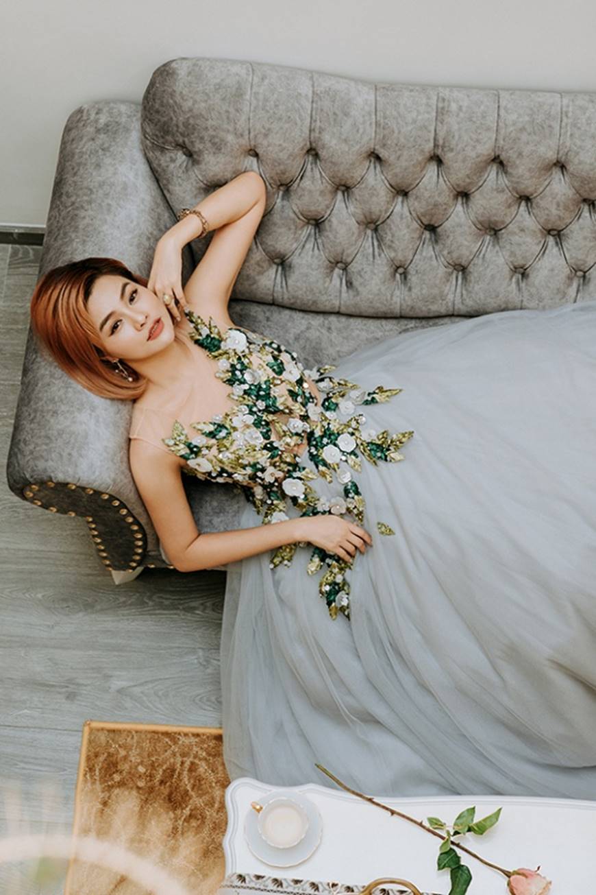 Trầm trồ trước sắc vóc gợi cảm của gái một con Vũ Thu Phương-7