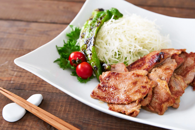 Người Nhật có cách làm món thịt chiên gừng chế biến siêu nhanh mà ăn cực ngon-1