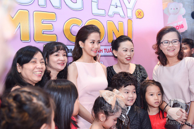 Vắng mặt Cát Phượng, Kiều Minh Tuấn và An Nguy vẫn lơ đẹp nhau trong họp báo phim-7