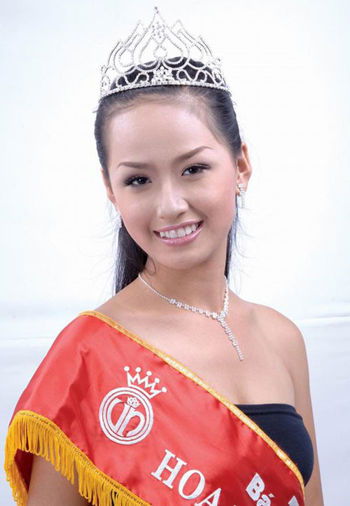 Khi trút bỏ lớp son phấn hỗ trợ, Hoa hậu Việt Nam nào sở hữu mặt mộc đáng ngưỡng mộ nhất?-25