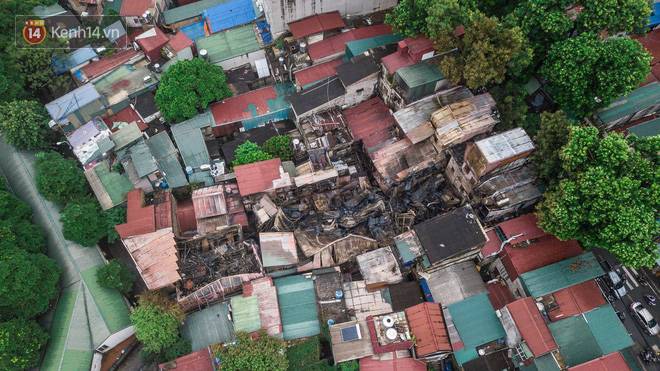 Tranh cãi quanh việc khu trọ xập xệ nhà ông Hiệp khùng có phải là nguyên nhân gây ra vụ cháy?-13