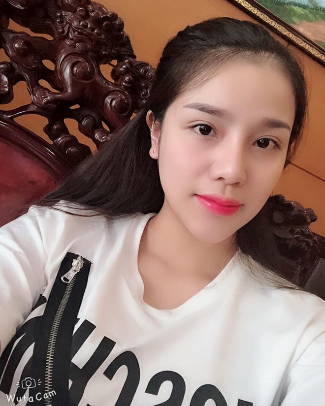 Bùi Tiến Dũng lần đầu xuất hiện trong livestream của bạn gái tin đồn, không ngần ngại xưng hô vợ - chồng-2