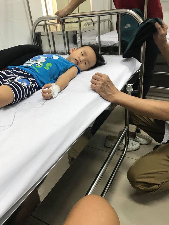 Để mặc con khóc mà không dỗ, ông bố Hà Nội suýt mất con vì bé khóc đến co giật và bất tỉnh-2