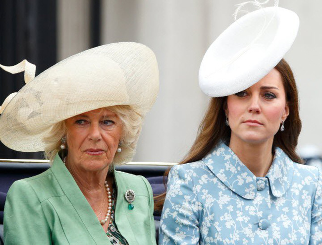 Sau lời nguyền rủa của con dâu, bà Camilla đã có màn đáp trả mỉa mai sâu cay với Kate, chê bai các cháu là những đứa trẻ hư hỏng-2