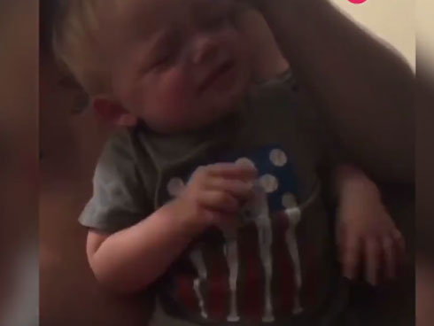 Khi các mẹ bỉm hùa nhau nhắn tin tỏ tình em yêu anh, đây là phản ứng không giống ai của các anh chồng-20