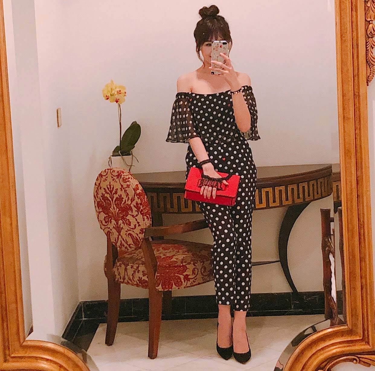 Hai thái cực khác hẳn của Hari Won: Mặc đồ hiệu bị chê sến, mặc đơn giản lại được khen!-2