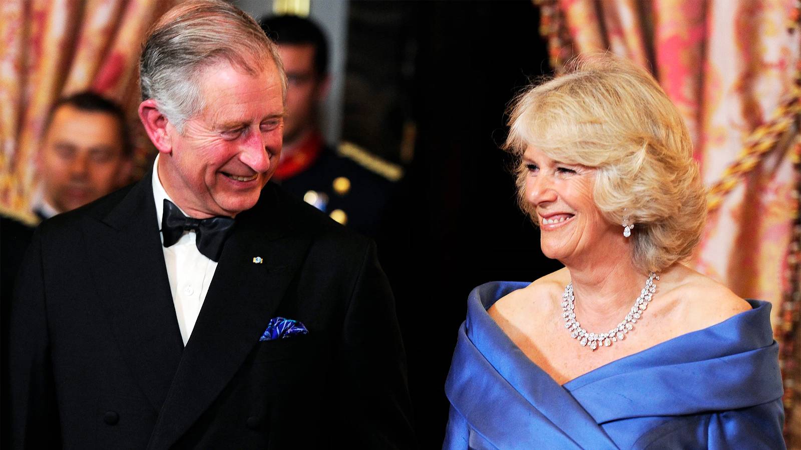 Chỉ với loạt ảnh với Thái tử Charles, bà Camilla khẳng định mình là người phụ nữ đáng ghen tị nhất, đến Công nương Diana cũng không thể so bì-5