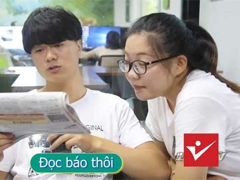 Chỉ 3 câu anh chồng này đã thuyết phục vợ từ bỏ ngay việc mua hàng hiệu