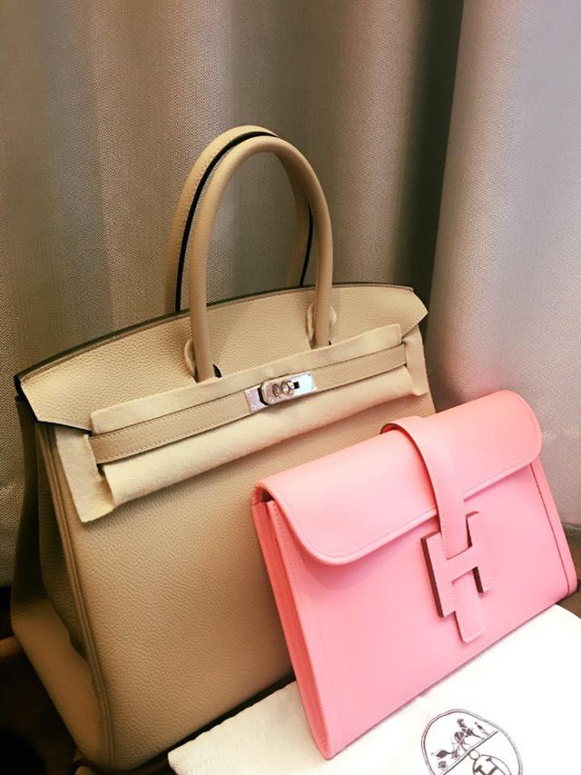 Những Hoa hậu chịu chơi của Vbiz: Mua hàng hiệu theo lố, đi du lịch sang chảnh ở khách sạn hàng chục triệu đồng/đêm-5