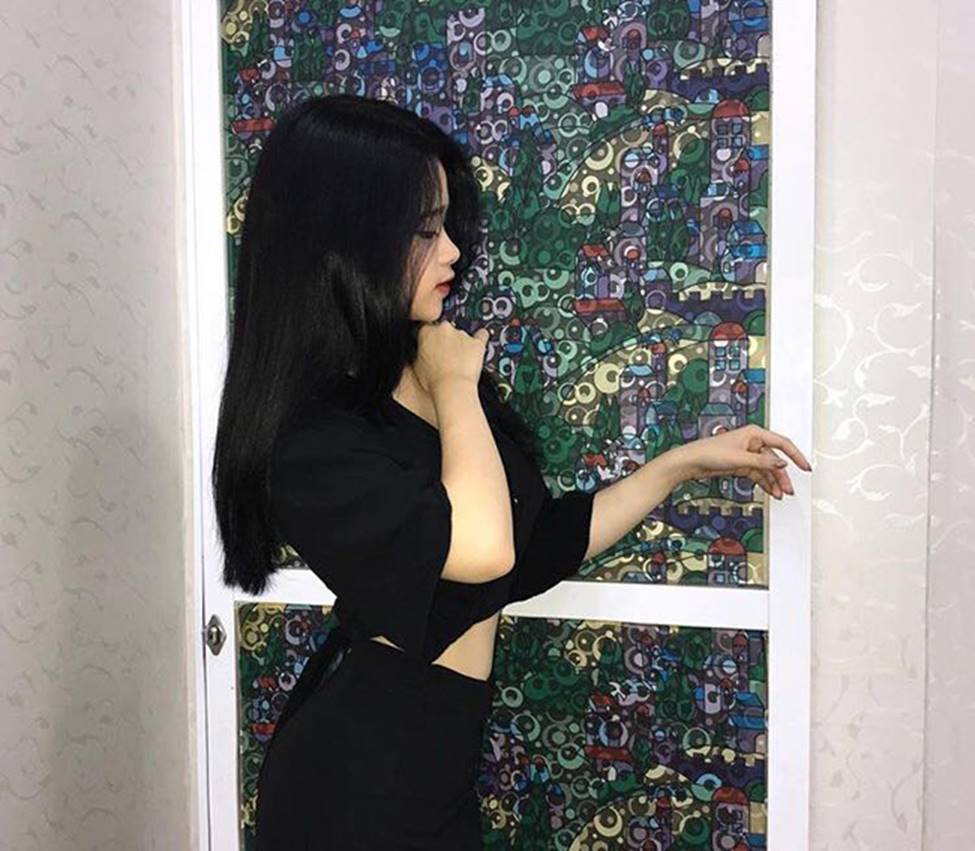Hot girl Linh Ka phổng phao bất ngờ ở tuổi 16-7