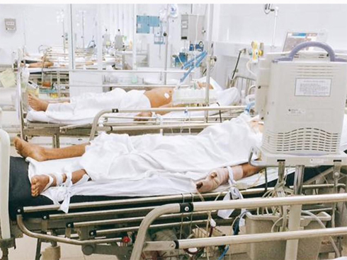 Vụ cả nhà nghi bị ngộ độc khi đi du lịch Đà Nẵng: Mấy đêm liền con út đều òa khóc đòi bú sữa mẹ, mỗi lần vậy tôi đều không cầm được nước mắt-6