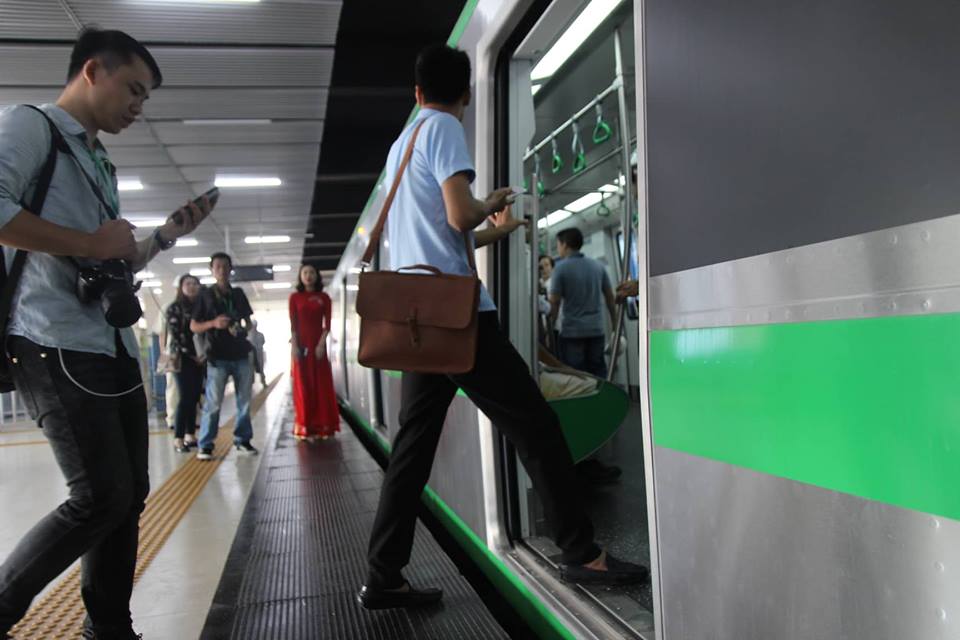 Một mình 1 đường, tàu từ Hà Đông đến Cát Linh hết 30 phút-3