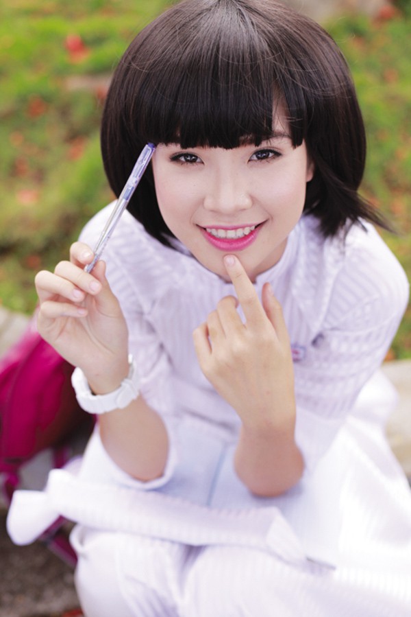 Sao Việt học cùng trường với Hoa hậu Tiểu Vy: Người trượt tốt nghiệp, kẻ điểm thấp lẹt đẹt-3