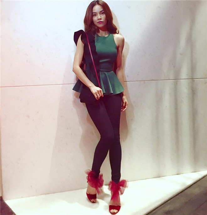 Ngàn năm lẻ một mới thấy Hồ Ngọc Hà khoe tủ giày hiệu, quả nhiên mê ly ngay từ cái nhìn đầu tiên!-4