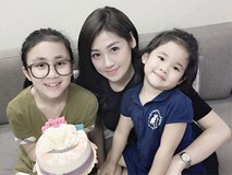 Chân dung 2 cô em gái xinh xắn dễ thương nhưng ít người biết trong gia đình Á hậu Dương Tú Anh Chân dung 2 cô em gái xinh xắn dễ thương nhưng ít người biết trong gia đình Á hậu Dương Tú Anh