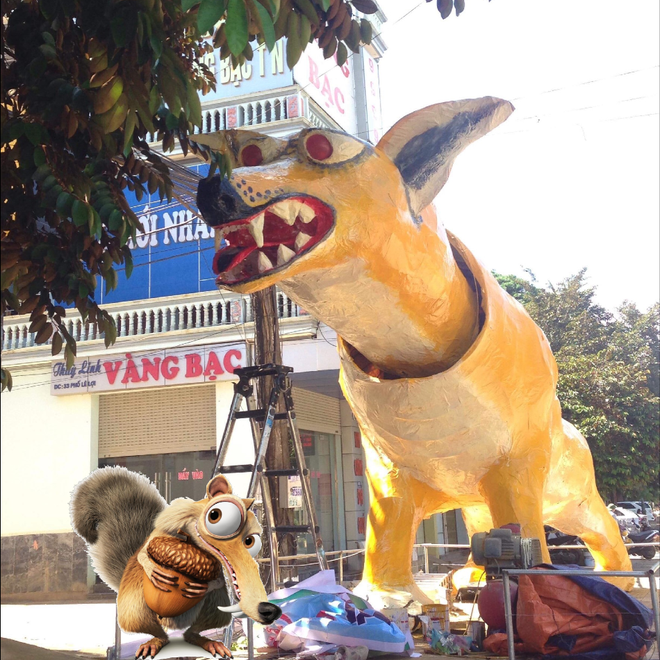 Xuất hiện linh vật Trung Thu khổng lồ lai giữa chó Chihuahua và chồn Scrat khiến cư dân mạng cười nghiêng ngả-2