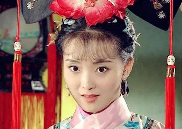 Phía sau cuộc sống như bà hoàng của Tịnh Nhi” Vương Diễm: Bị gia đình chồng đại gia xem thường, con trai ngỗ nghịch mắng trên sóng truyền hình-2