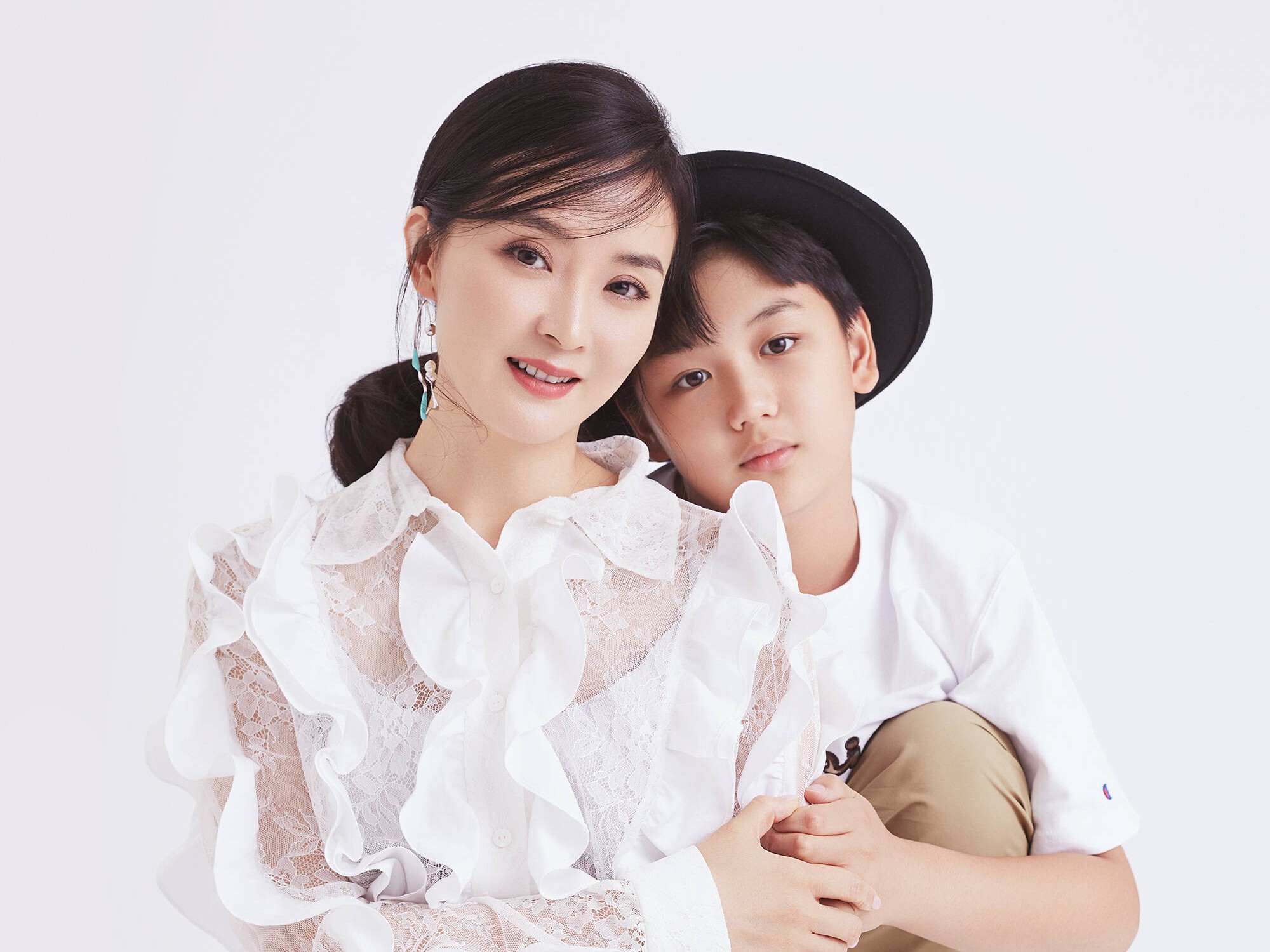 Phía sau cuộc sống như bà hoàng của Tịnh Nhi” Vương Diễm: Bị gia đình chồng đại gia xem thường, con trai ngỗ nghịch mắng trên sóng truyền hình-11